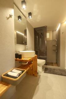 MONAHOUR - Heraklion - 3