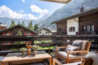 Stylish home with Matterhorn view in the center - 9