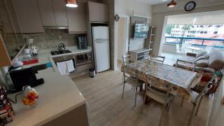 C159 Sofisticado apartamento de dois quartos, com uma linda vista para o mar - Florianópolis - 2