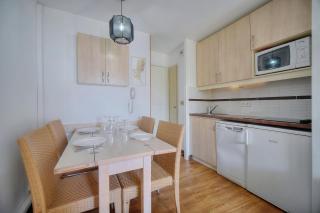 Moha - Piscine - Tennis - Parking - VCA - 2