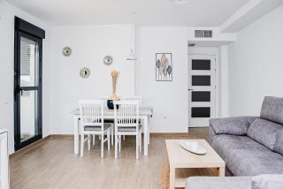 Nautilus 3 - Elegante Apartamento para 6 con Piscina, Wifi y AC en Rota - 3