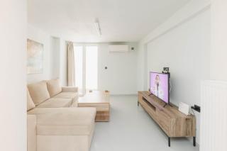 Beautiful underground nest with prv terrace - Athens - 3