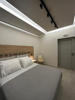 Aktaion Rooms - 8