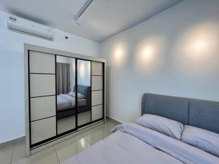 Muji Modern Suite at Trefoil Setia Alam - 2