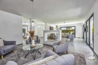 ViVi Homes -Villa Ruby Pool, Garden, Golf & Beach - Sitio de Calahonda - 8