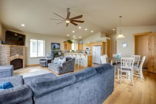 Gold Beach Retreat Private Hot Tub and Ocean Views! - Gold Beach - 6
