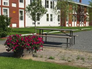 Baxter Park Inn - Millinocket - 6