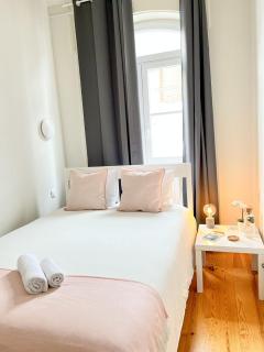 Cozy room with privative bathroom on Rua Augusta - Lissabon - 2