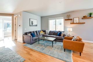 Denver Retreat with Rooftop Deck and Mountain Views - Englewood - 5