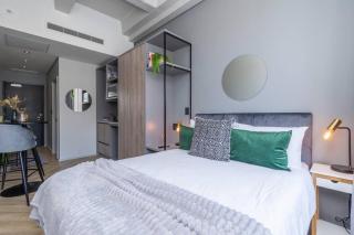 Stylish Studio Apartment - 4