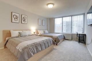 Elegant Apartment w Views at Crystal City - Arlington - 8