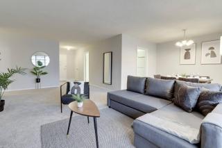 Elegant Apartment w Views at Crystal City - Arlington - 2