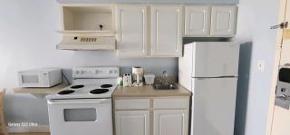 Oceanview Efficiency DW409 - Myrtle Beach - 8
