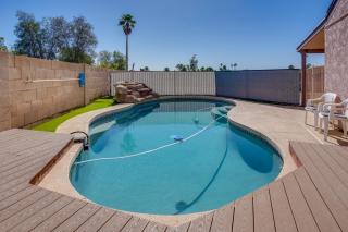 Less Than 1 Mi to Camelback Ranch Phoenix Home with Pool - Phoenix - 8