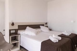 Mesón Hostal La Cabaña - Medellín - 7