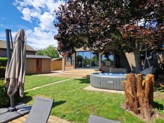 Chalet moderne au bord d'un lac - Saint-Sauveur-lès-Bray - 9