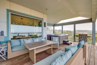 Oceanfront Home with Hot Tub, Sauna, 8 Mi to Newport - South Beach - 8