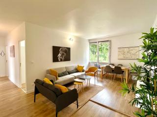 AZUR Reims au bord de l'eau - Avec Parking - 0