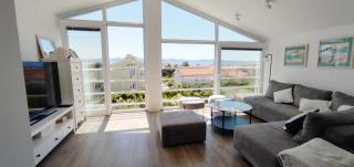 Iva's cosy apartment, sea view and free parking - 0