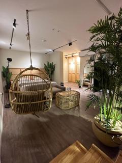 Suite 69 - 1