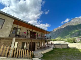 Hill House - 5
