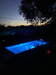 Suite luxe vue sur piscine et parc - Miramas - 9