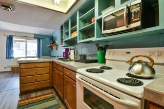 Near Downtown Adventure Nest - Rose Tree 4 - 7