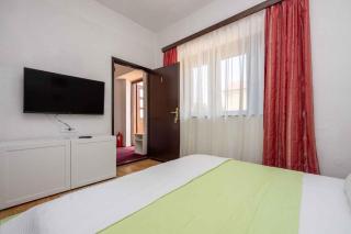 Apartment in Selce 5803 - Selce - 1