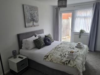 Crabtree House - Moreton - 6