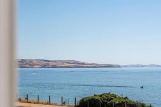 Reef House: Pool • Beachfront • Near Wineries - 3