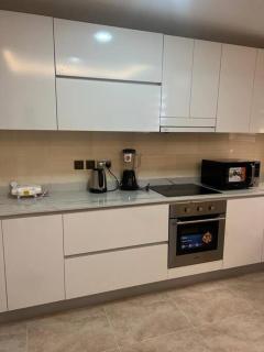 Cozy Airport Penthouse,Accra - Accra - 8