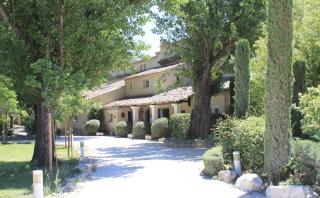 Hotel Mas De Cure Bourse - LʼIsle-sur-la-Sorgue - 9