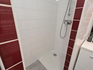 Gîte cosy face au parc des Bosquets, avec parking, terrasse et à deux pas du château de Lunéville - FR-1-584-293 - 5