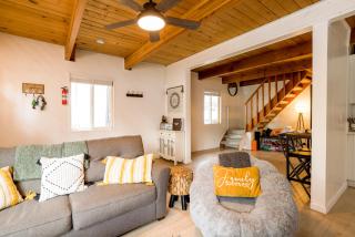 The Eagles Nest Hot Tub BBQ Modern Retreat - Sugarloaf - 5