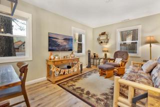 Beary Cozy Cabin- Hot Tub- Walk To Lake - Big Bear Lake - 0