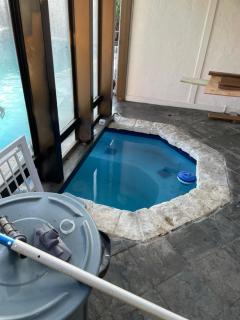 Plano single floor pool oasis - 0