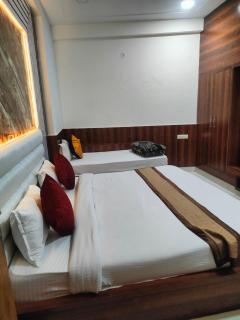 Bedweiser Backpackers Hostel - Agra - 8