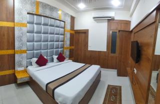 Bedweiser Backpackers Hostel - Agra - 7