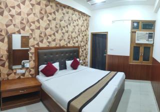 Bedweiser Backpackers Hostel - Agra - 6