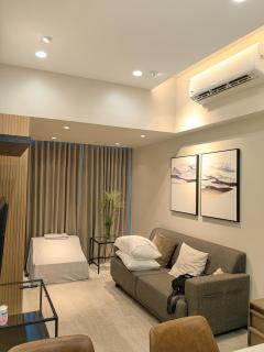 Grand Deluxe 3BR with Bathtub in Uptown BGC - Manila - 1