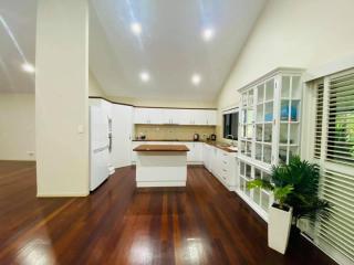 Hallorans Hill Holiday Home - Atherton - 4