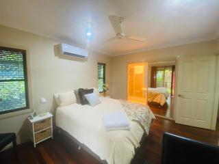 Hallorans Hill Holiday Home - Atherton - 2