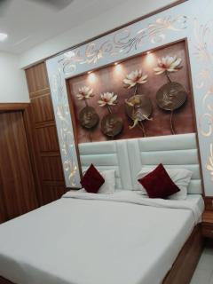 Bedweiser Backpackers Hostel - Agra - 4