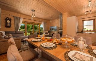 Awesome Home In Licko Cerje With Wifi - - 7