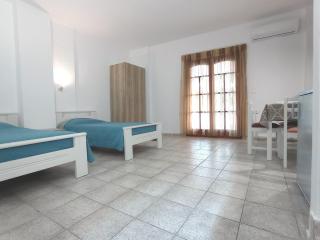 Flower Apartments - 5