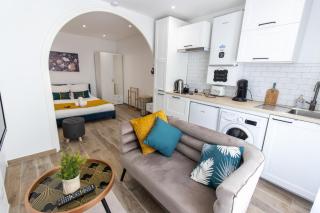 Charmant Studio Climatisé 'Alma 1' - Béziers Centre - Wifi Fibre - Netflix - 0