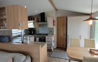 Ned's Place, Seal Bay Resort - Selsey - 3
