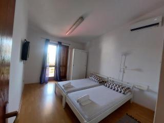 Studio-app Iva, balcony with sea view - 50 m from beach - Pag - 6