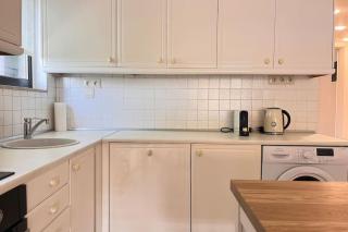 Pame Rentals - 1BD Apartment with Sea View - 8