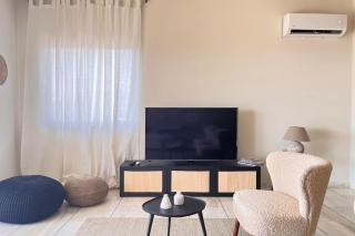 Pame Rentals - 1BD Apartment with Sea View - Atene - 3